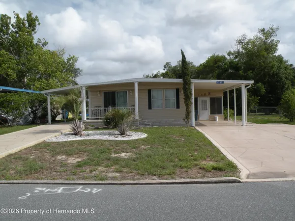 $1,250 | 12372 Conde Drive, Brooksville, FL 34613