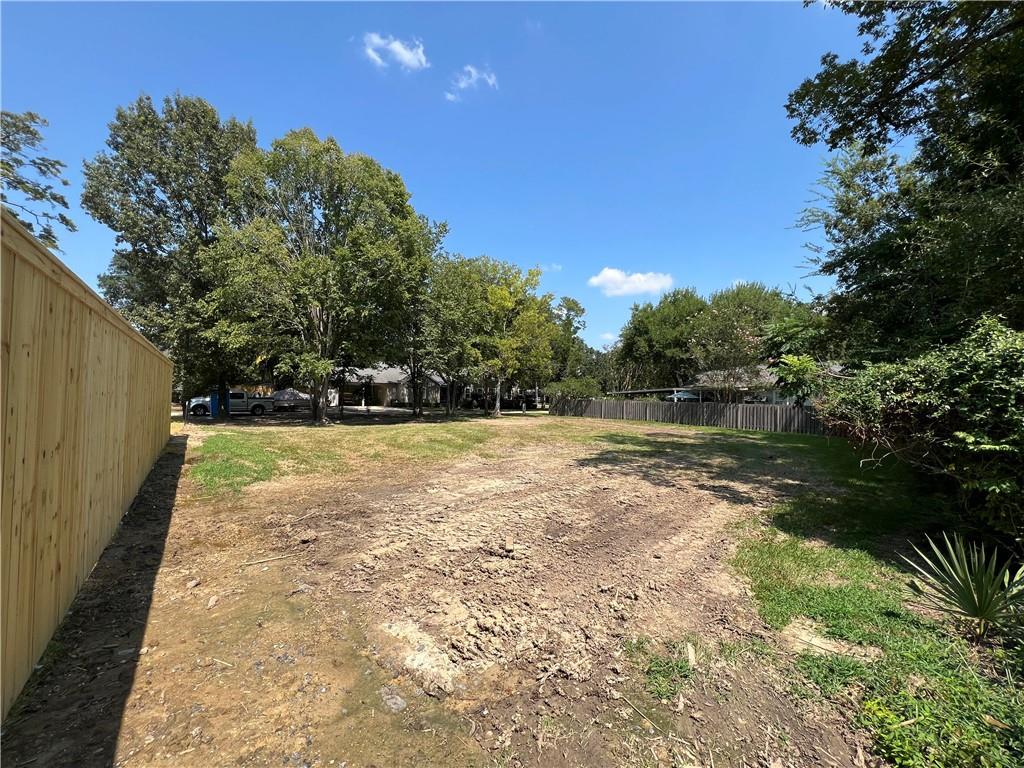 6940 Lasalle Avenue Baton Rouge, LA 70806 - Photo 3 of 5