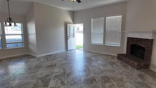 $315,000 | 131 Yosemite Lane, Terrell, TX 75160