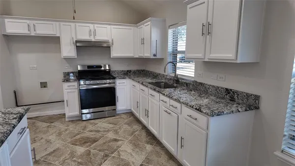 $315,000 | 131 Yosemite Lane, Terrell, TX 75160