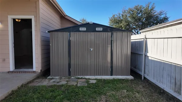 $315,000 | 131 Yosemite Lane, Terrell, TX 75160