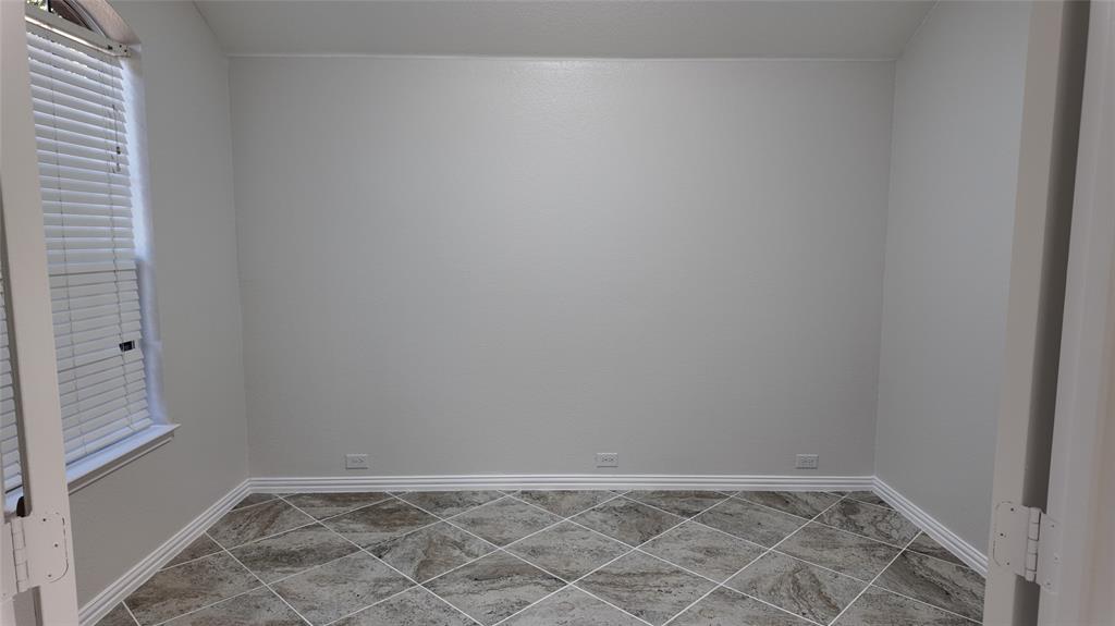 131 Yosemite Lane Terrell, TX 75160 - Photo 5 of 40