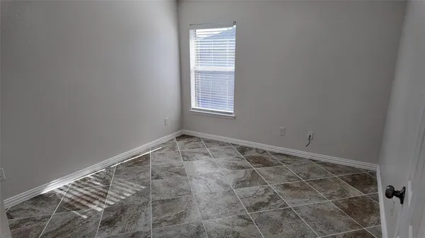$315,000 | 131 Yosemite Lane, Terrell, TX 75160