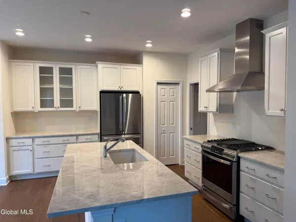 $754,900 | 1 B Lavender Way, Ballston Lake, NY 12019