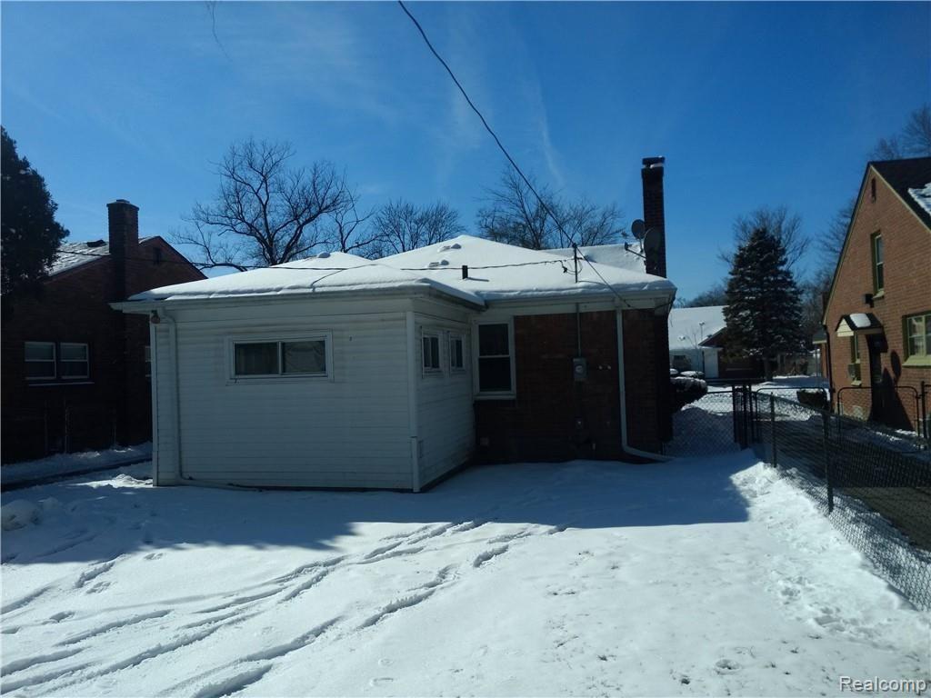 19488 Westmoreland Road Detroit, MI 48219 - Photo 5 of 20 IMG_20190219_140819128.jpg