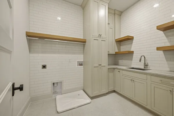 $2,799,900 | 2113 Eastwood Avenue, Nashville, TN 37212
