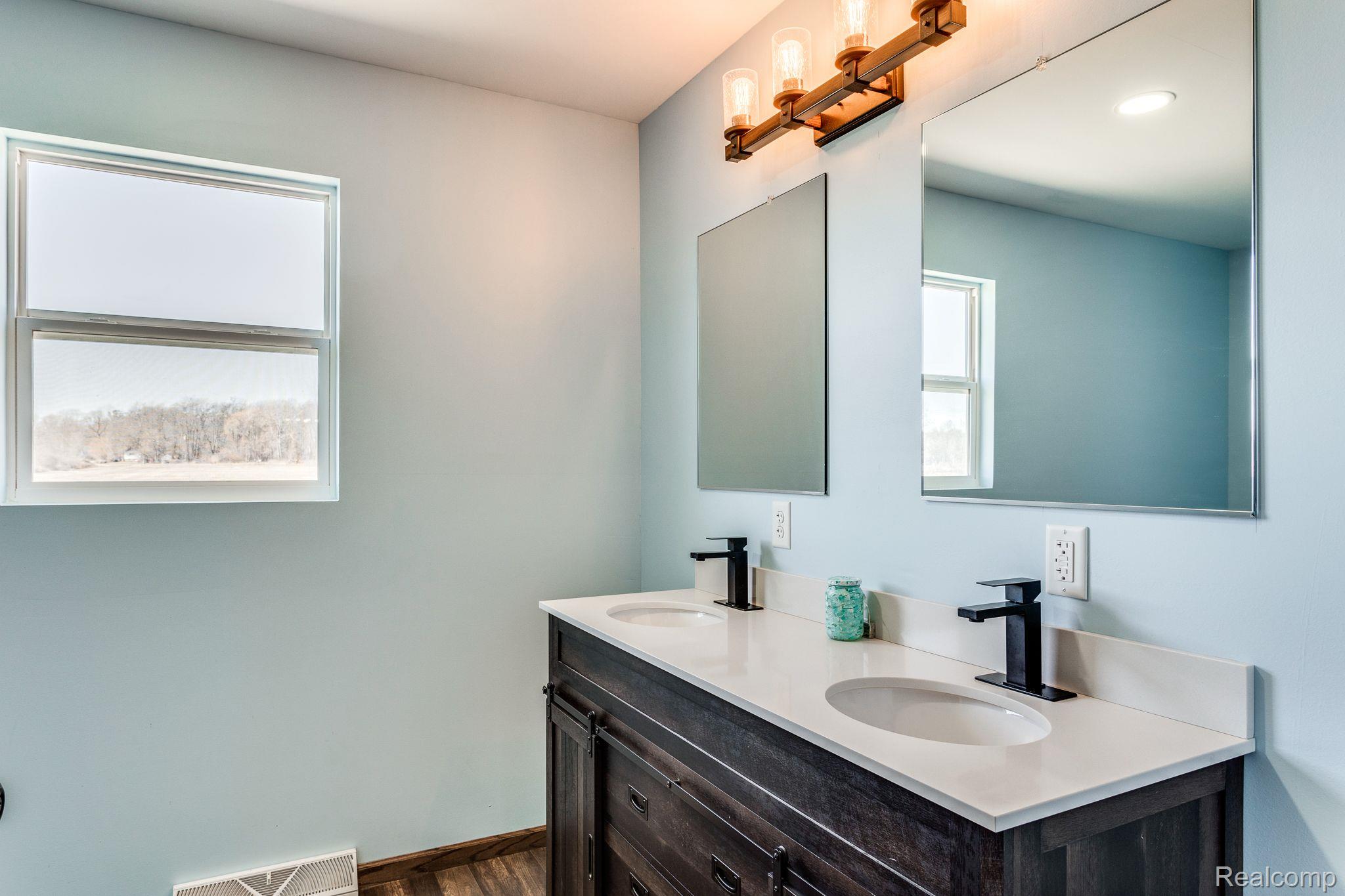 8072 Ravenswood Road Goodells, MI 48027 - Photo 35 of 67 Gallery Image 35