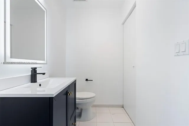 $4,800 | 3470 East Coast Avenue, Unit H2310, Miami, FL 33137