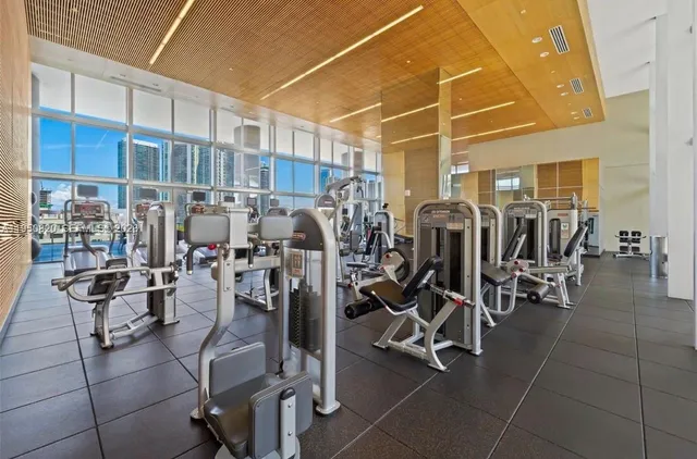 $4,800 | 3470 East Coast Avenue, Unit H2310, Miami, FL 33137