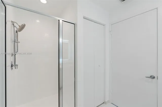 $4,800 | 3470 East Coast Avenue, Unit H2310, Miami, FL 33137