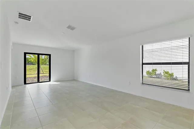 $2,900 | 9136 Tequila Sunrise Drive, Sarasota, FL 34241