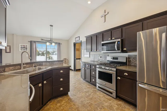 $474,900 | 67354 Kensington Drive, Goshen, IN 46526