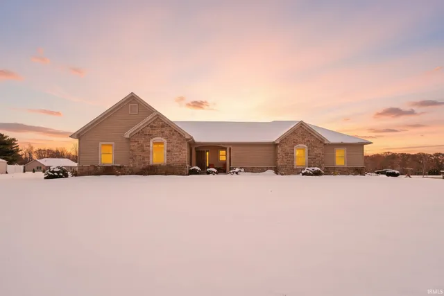 $474,900 | 67354 Kensington Drive, Goshen, IN 46526