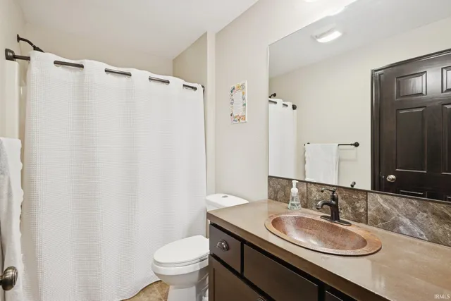 $474,900 | 67354 Kensington Drive, Goshen, IN 46526