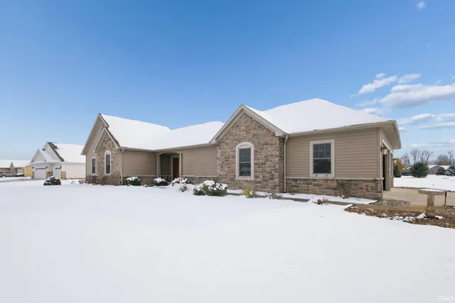 $474,900 | 67354 Kensington Drive, Goshen, IN 46526