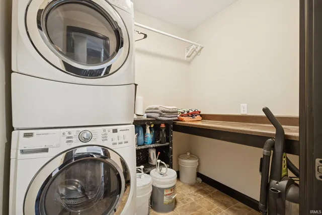 $474,900 | 67354 Kensington Drive, Goshen, IN 46526