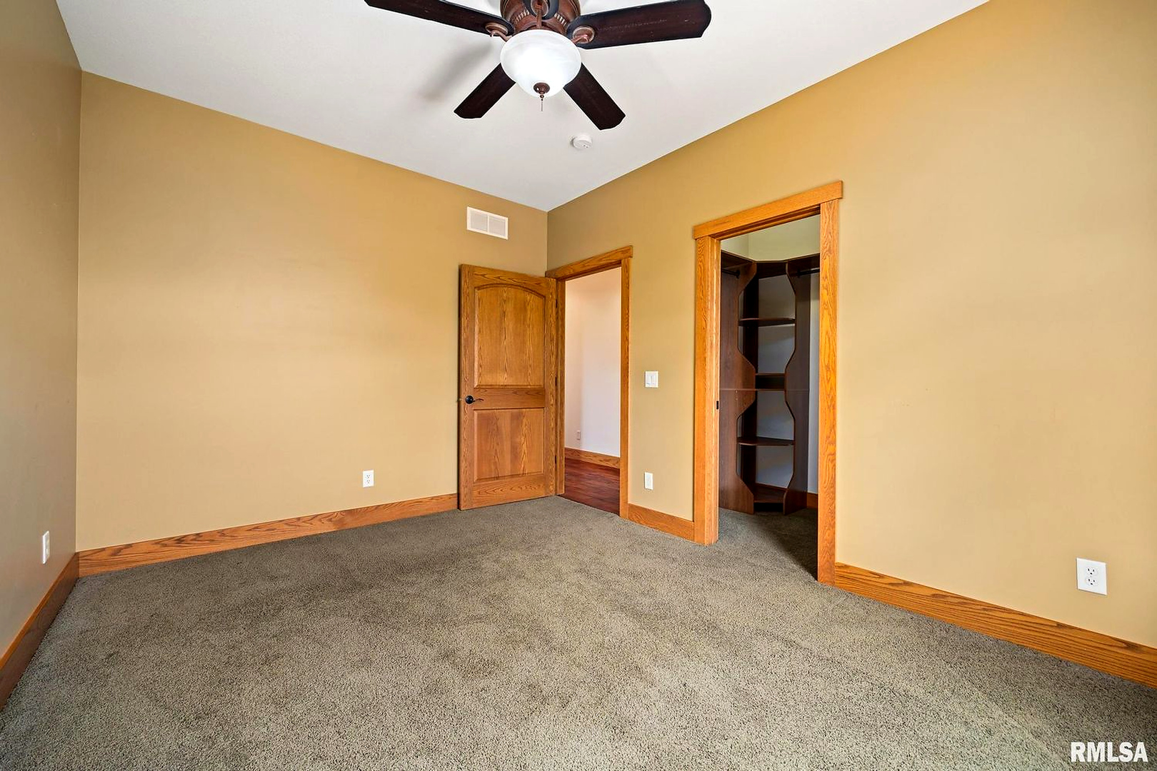 3076 North 400 East Road McLean, IL 61754 - Photo 51 of 97