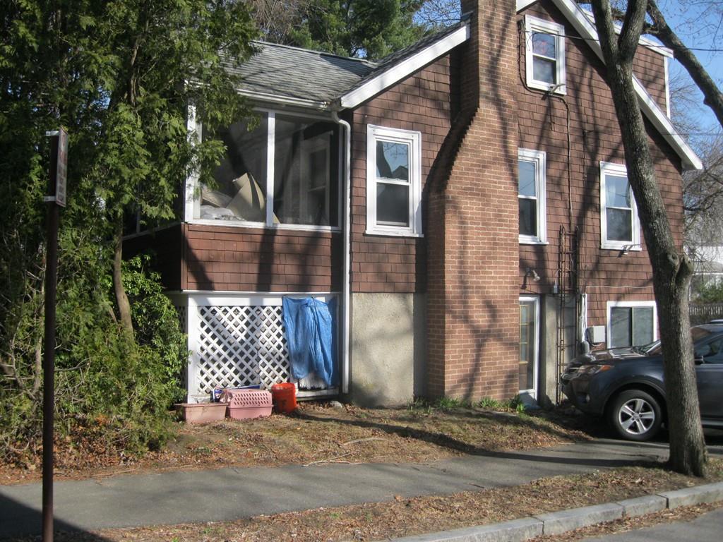 60 Margaret Road Newton, MA 02461 - Photo 4 of 8