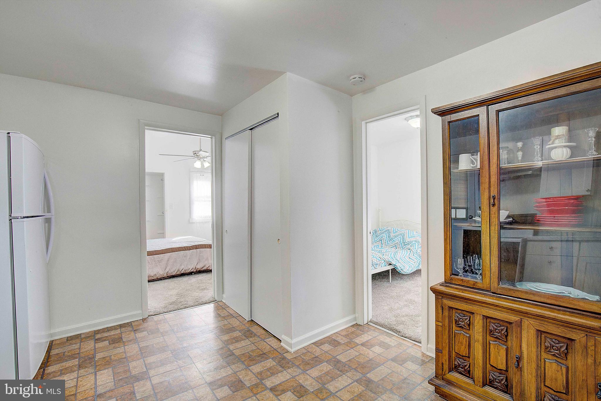 1141 Monroe Circle Brooklyn, MD 21225 - Photo 5 of 27