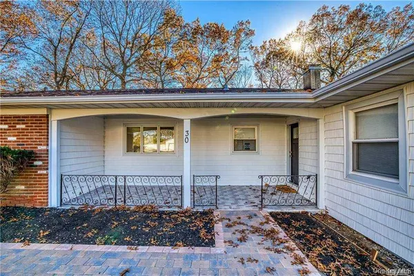 $4,500 | 30 Whitfield Lane, Coram, NY 11727