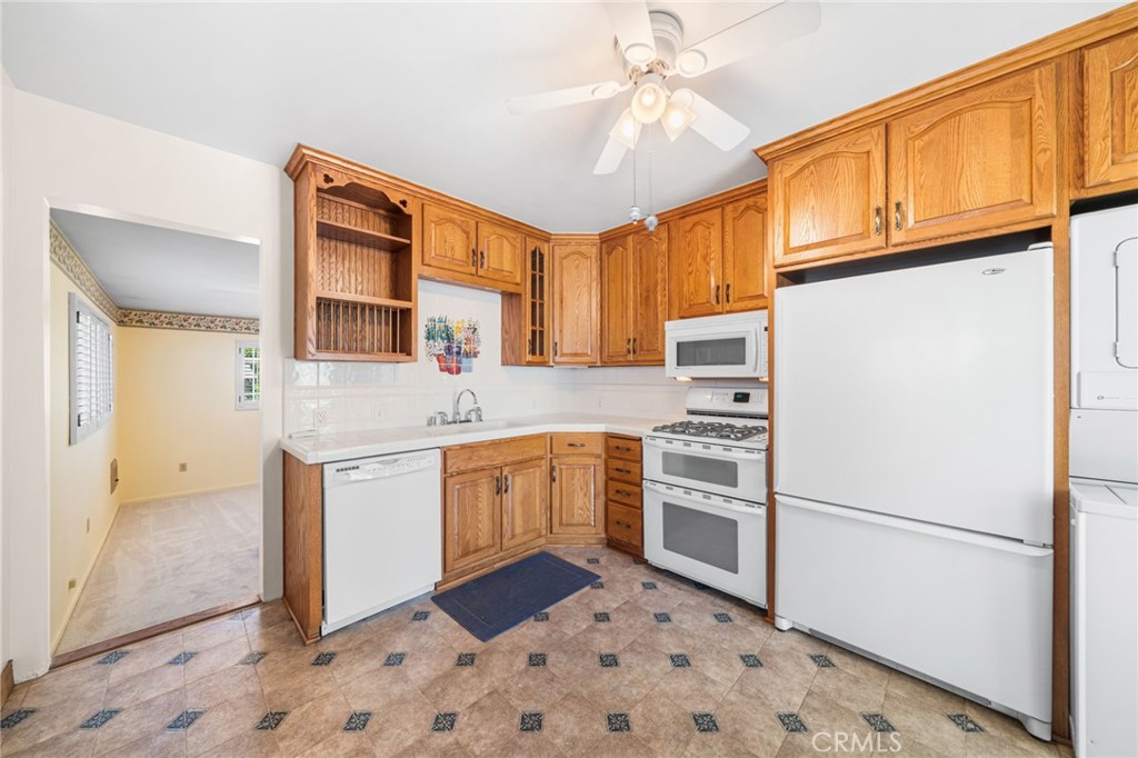 1237 Electric Street Gardena, CA 90248 - Photo 7 of 29