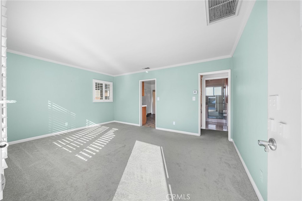 1237 Electric Street Gardena, CA 90248 - Photo 9 of 29