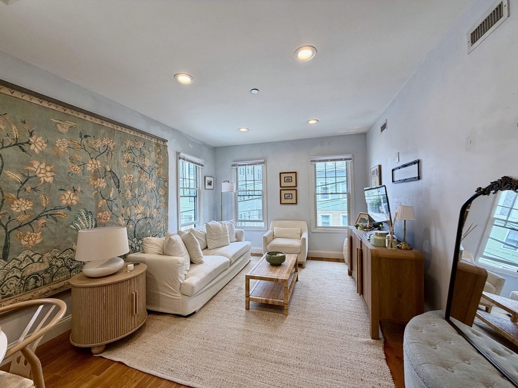 77 F Street, Unit 2 Boston, MA 02127 - Photo 2 of 13