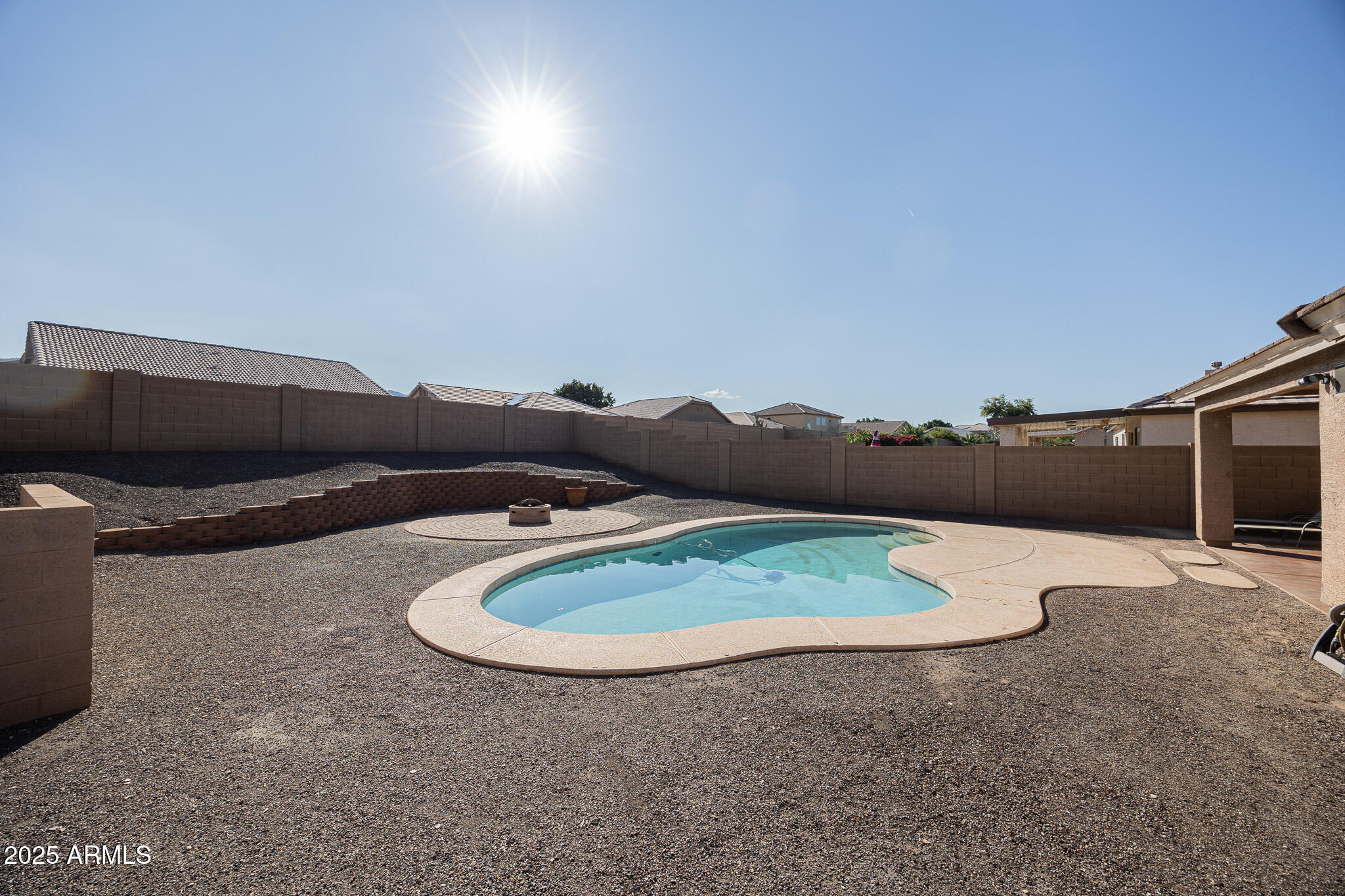 1633 East Beautiful Lane Phoenix, AZ 85042 - Photo 25 of 27 a view of outdoor space and yard