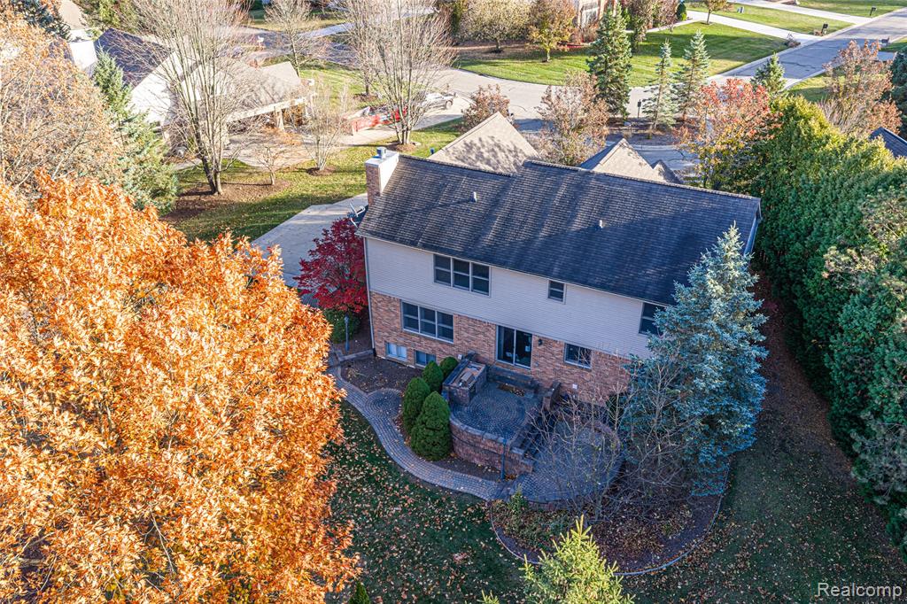 3904 Kaeleaf Road Lake Orion, MI 48360 - Photo 60 of 66
