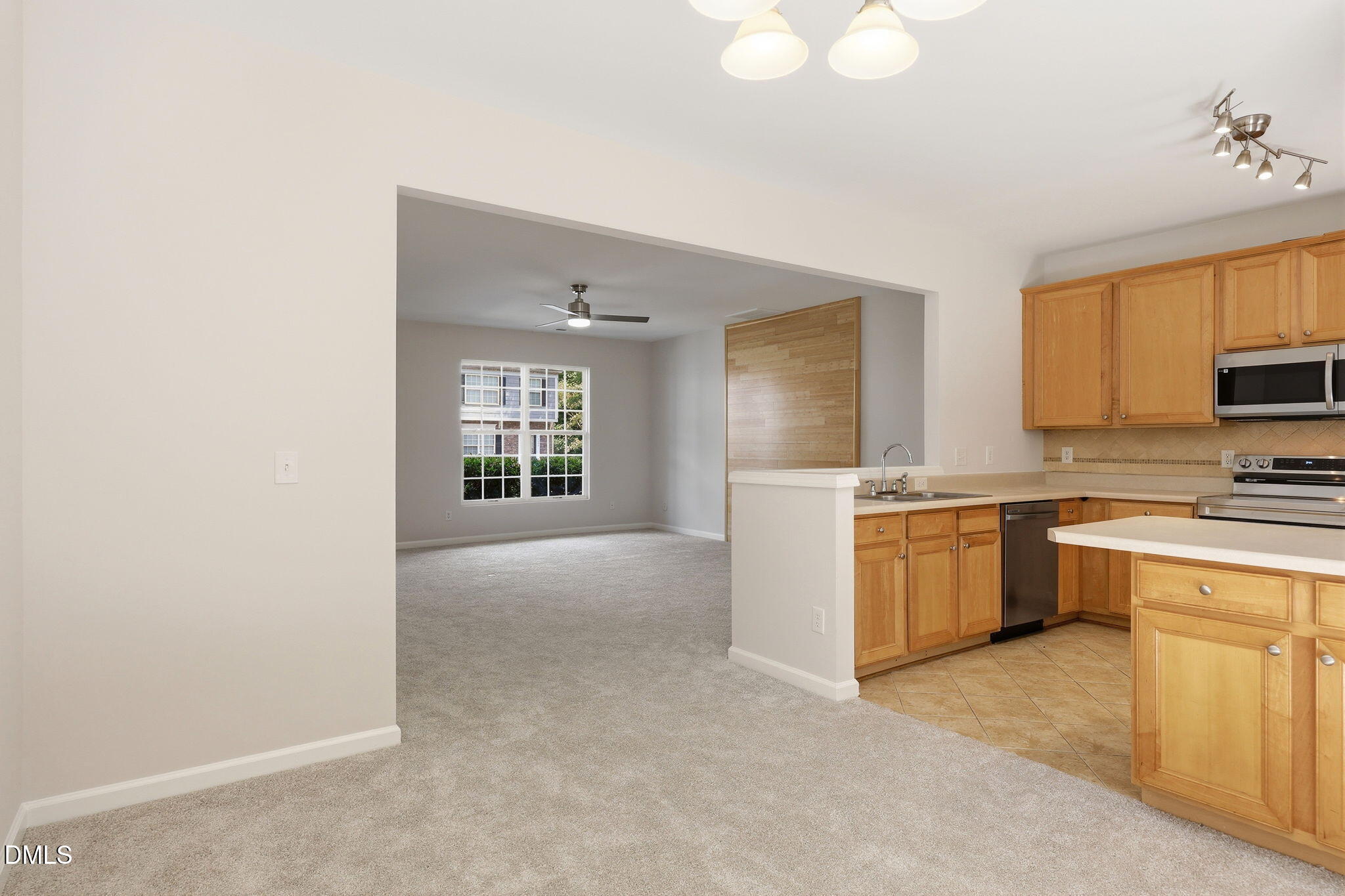 8211 Clasara Circle Raleigh, NC 27613 - Photo 13 of 36