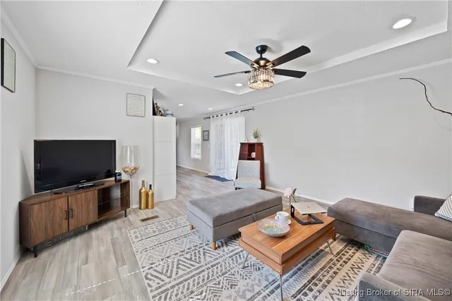 $235,000 | 9927 Maplewood Court, Pekin, IN 47165