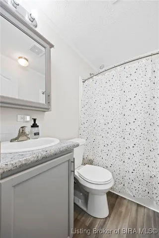 $235,000 | 9927 Maplewood Court, Pekin, IN 47165