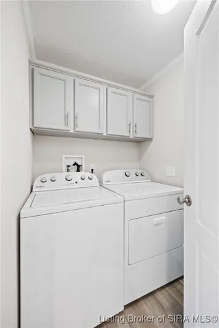 $235,000 | 9927 Maplewood Court, Pekin, IN 47165