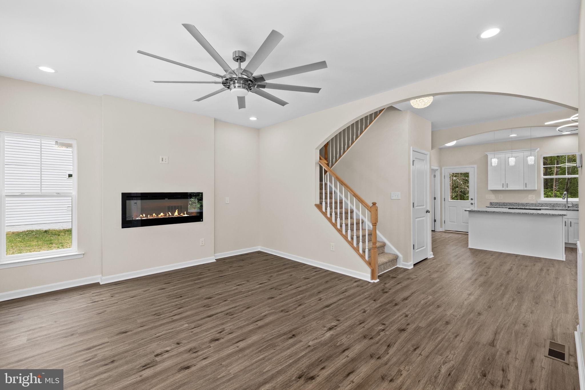 113 Laurel Lane Colonial Beach, VA 22443 - Photo 10 of 44 Family Room