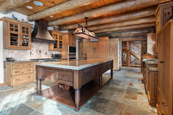 $8,200,000 | 557 Trager Road, Jamaica, VT 05343