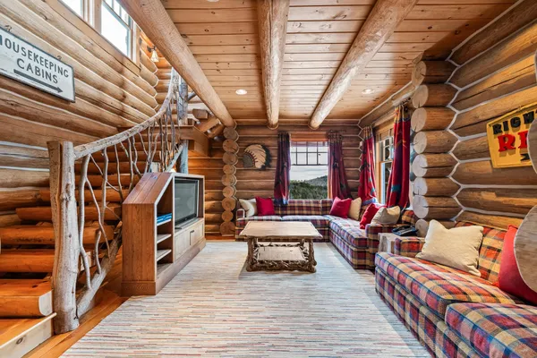 $8,200,000 | 557 Trager Road, Jamaica, VT 05343