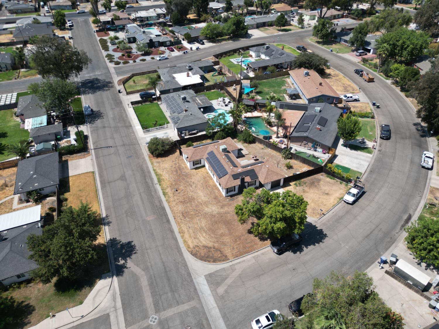 1900 Easy Street Hanford, CA 93230 - Photo 6 of 23 an aerial view of residential houses with outdoor space