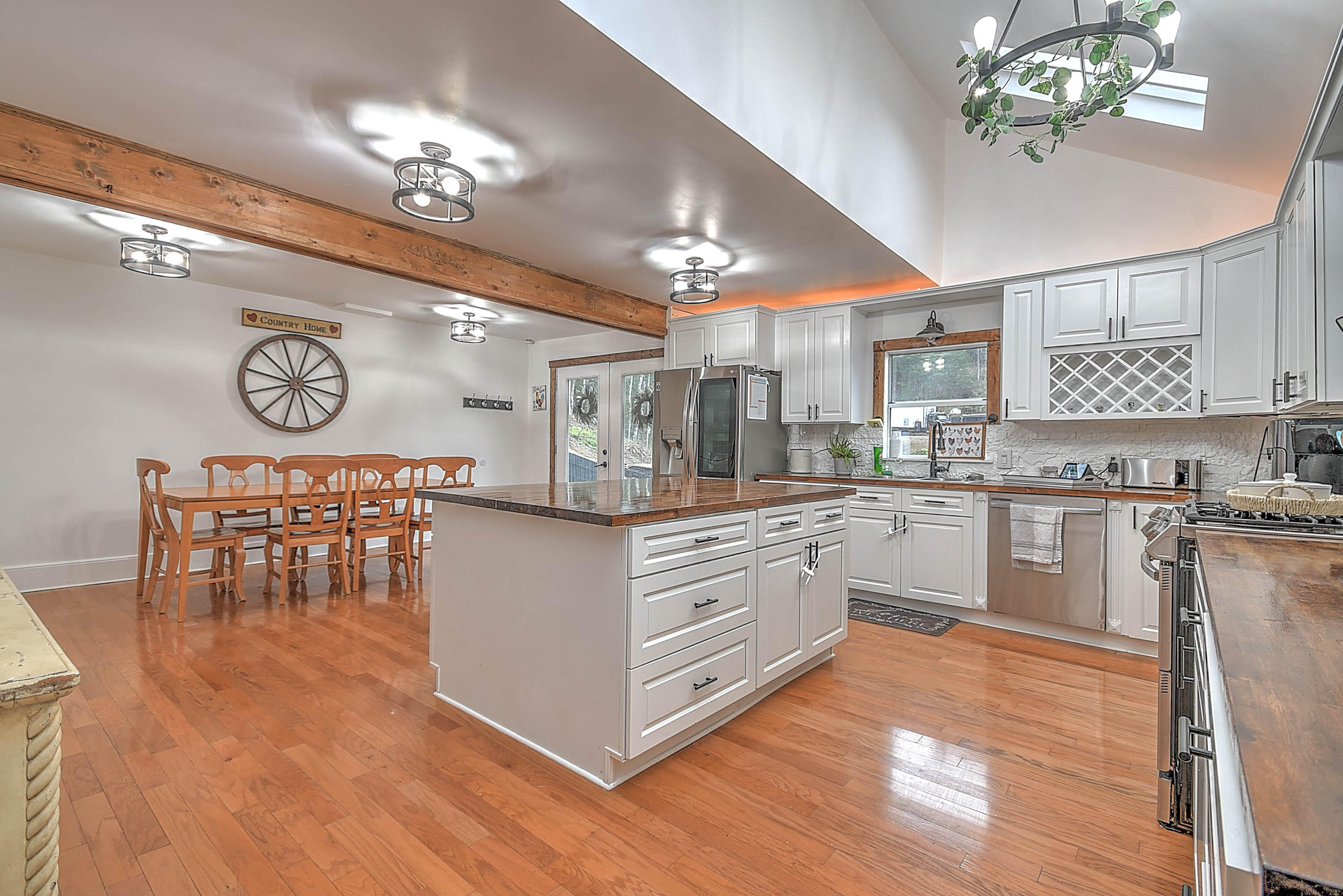228 Garland Branch Road Watauga, TN 37694 - Photo 3 of 49 Garland Branch-6
