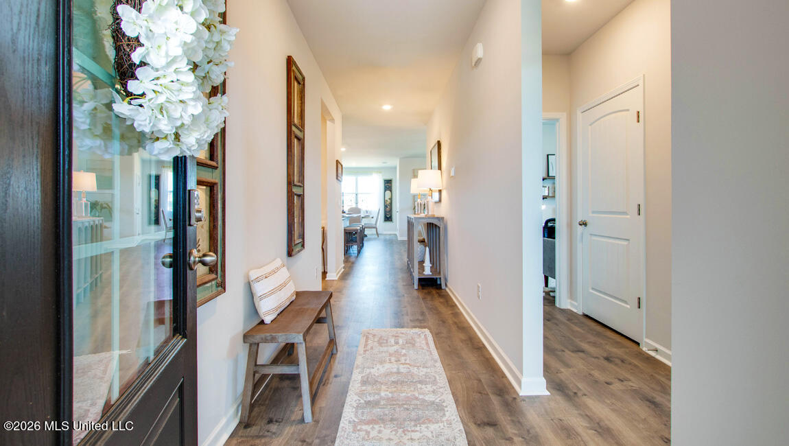 69 Powell Place Byhalia, MS 38611 - Photo 2 of 21 Bristol_Entry