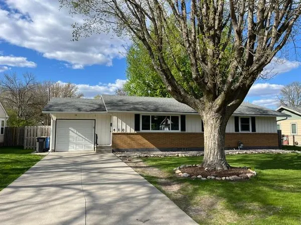 $257,500 | 410 Murray Street, Owatonna, MN 55060