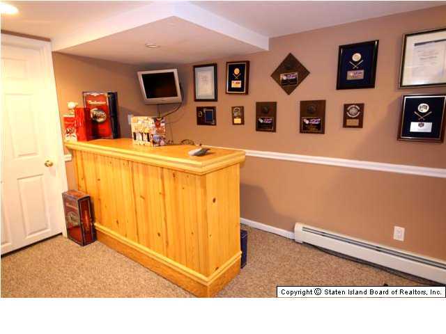 385 Willowbrook Road Staten Island, NY 10314 - Photo 14 of 17 Additional Photo