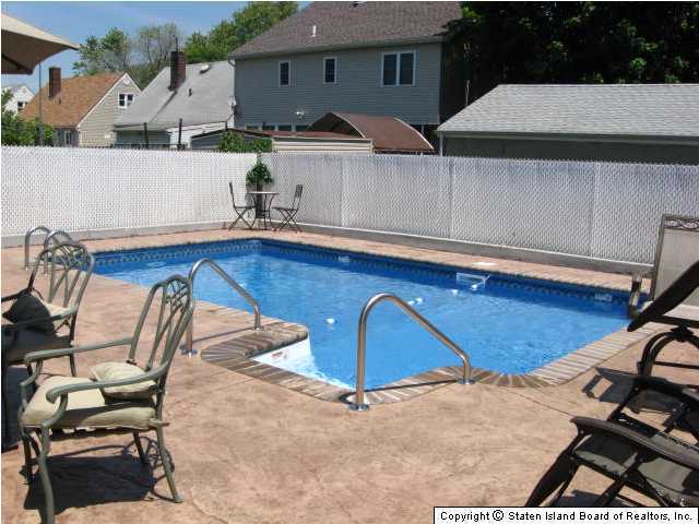 385 Willowbrook Road Staten Island, NY 10314 - Photo 17 of 17 Additional Photo