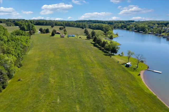 $7,700,000 | 850 Rolling Road, Moneta, VA 24121