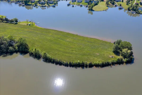 $7,700,000 | 850 Rolling Road, Moneta, VA 24121
