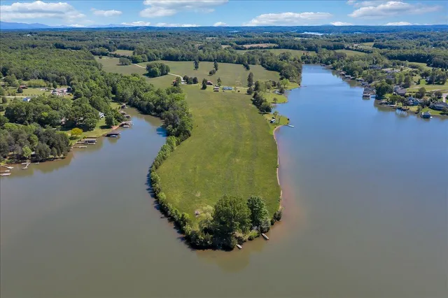 $7,700,000 | 850 Rolling Road, Moneta, VA 24121