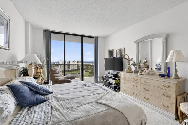 $495,000 | 20281 East Country Club Drive, Unit 2403, Aventura, FL 33180