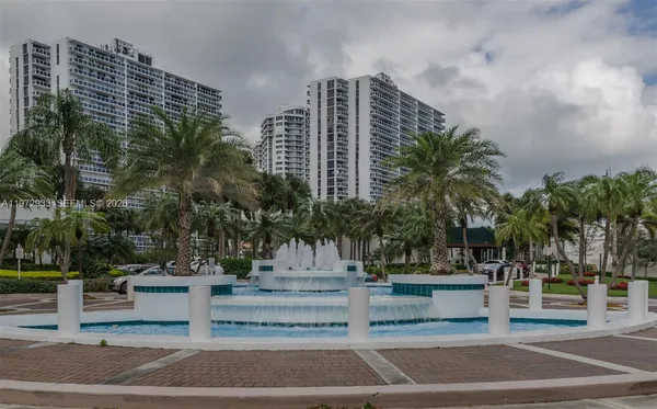 $495,000 | 20281 East Country Club Drive, Unit 2403, Aventura, FL 33180