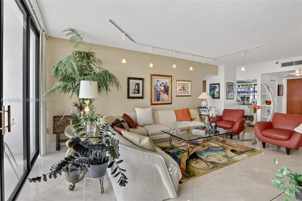 $495,000 | 20281 East Country Club Drive, Unit 2403, Aventura, FL 33180