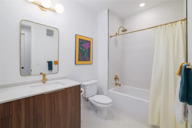 $574,000 | 1701 Simond Avenue, Unit 312, Austin, TX 78723