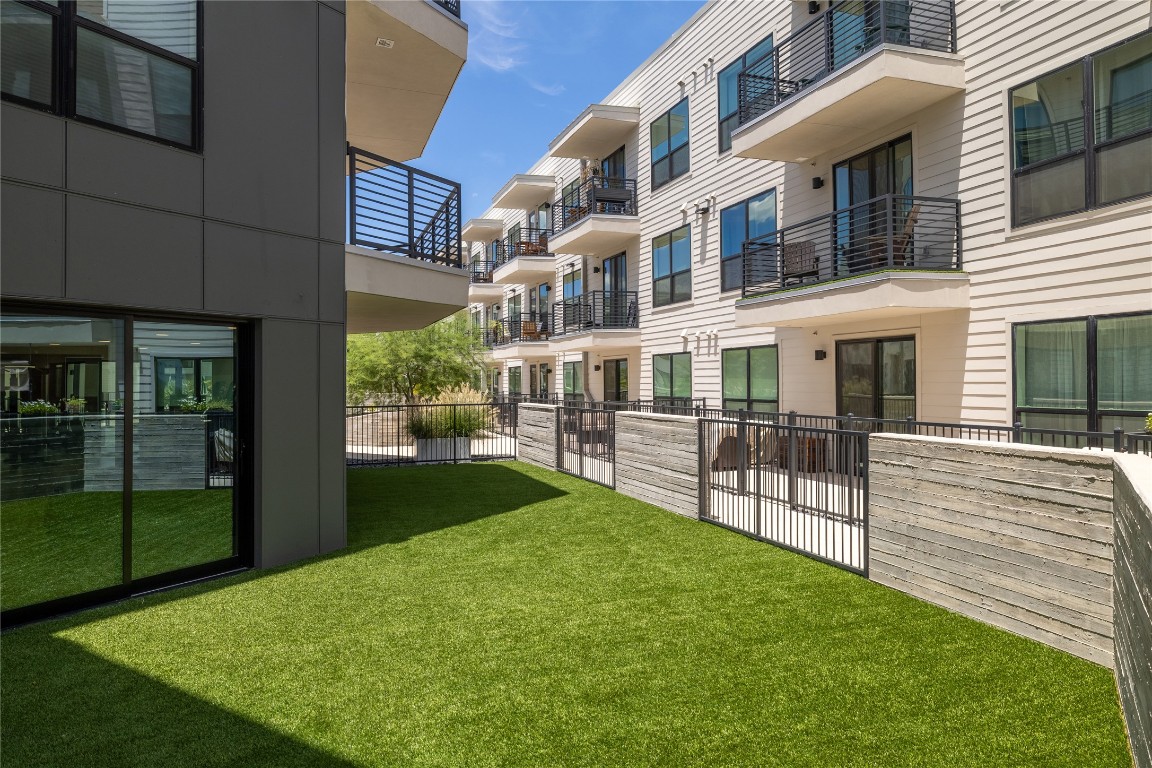 1701 Simond Avenue, Unit 312 Austin, TX 78723 - Photo 19 of 27